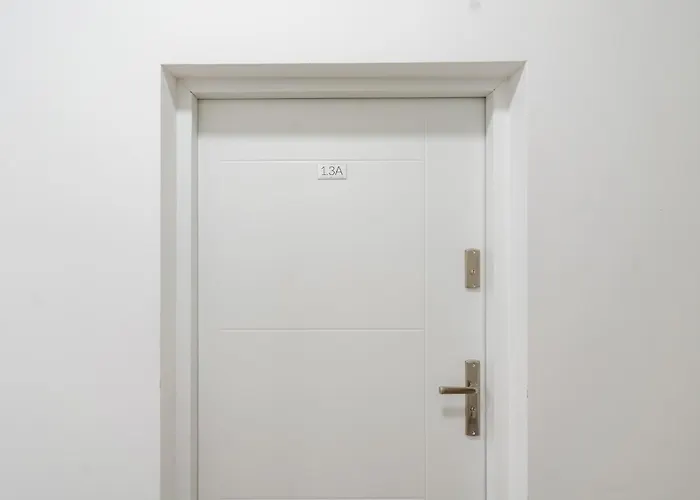 Dyrekcyjna Charming By Bookinghost * 卡托维兹