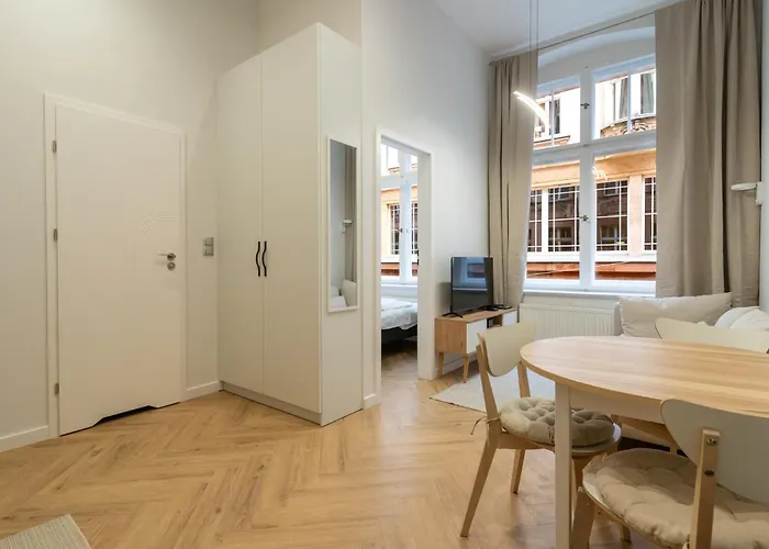 Apartment Dyrekcyjna Charming By Bookinghost Katowice